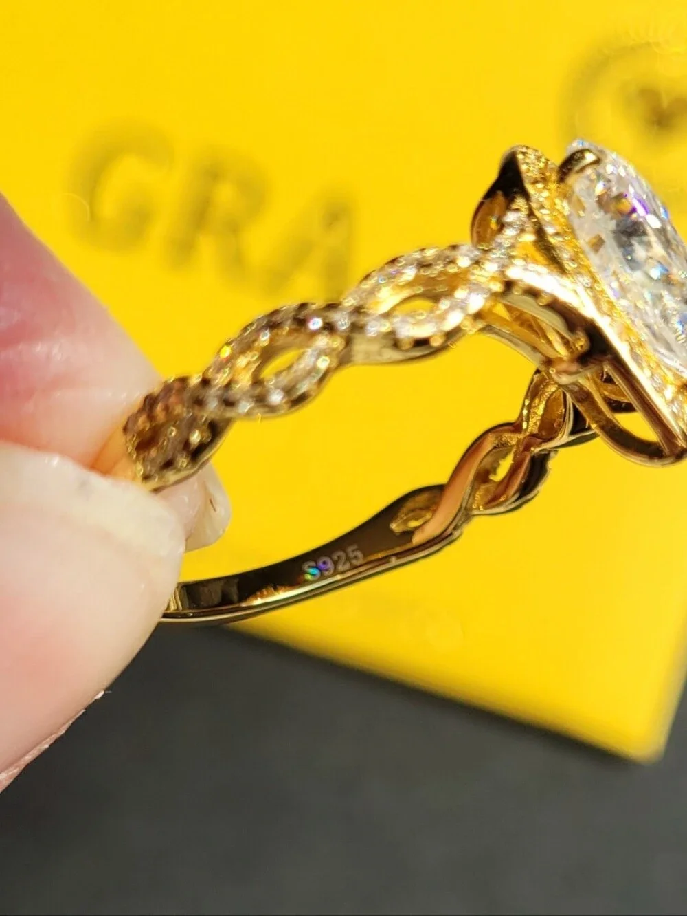 N/A beautiful 3ct